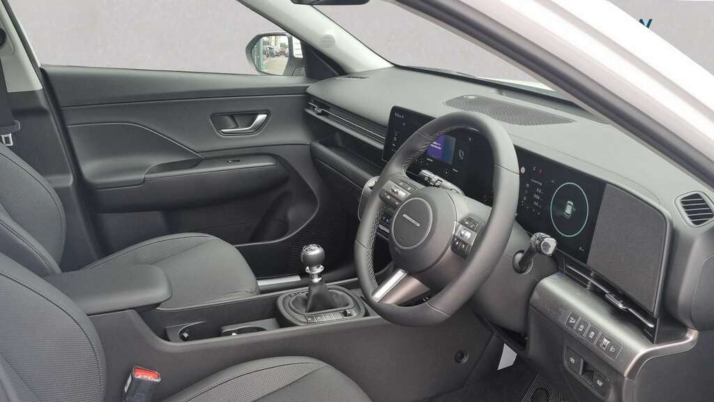 Hyundai Kona 1.6T 138 Ultimate 2026 White #6