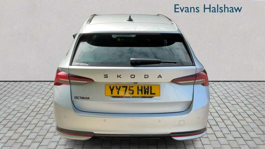 Skoda Octavia 1.5 Tsi 150 E-tec Sportline Dsg 2025 Silver #5