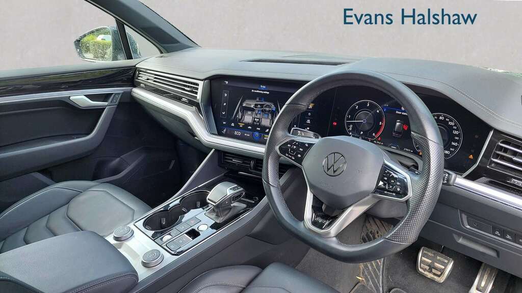 Volkswagen Touareg 3.0 V6 Tdi 4Motion 231 Black Edition Tip Black #2