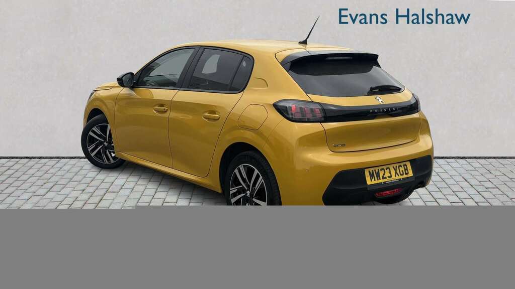 Peugeot 208 1.2 Puretech 100 Active Premium 2023 MW23XGB Yellow #2