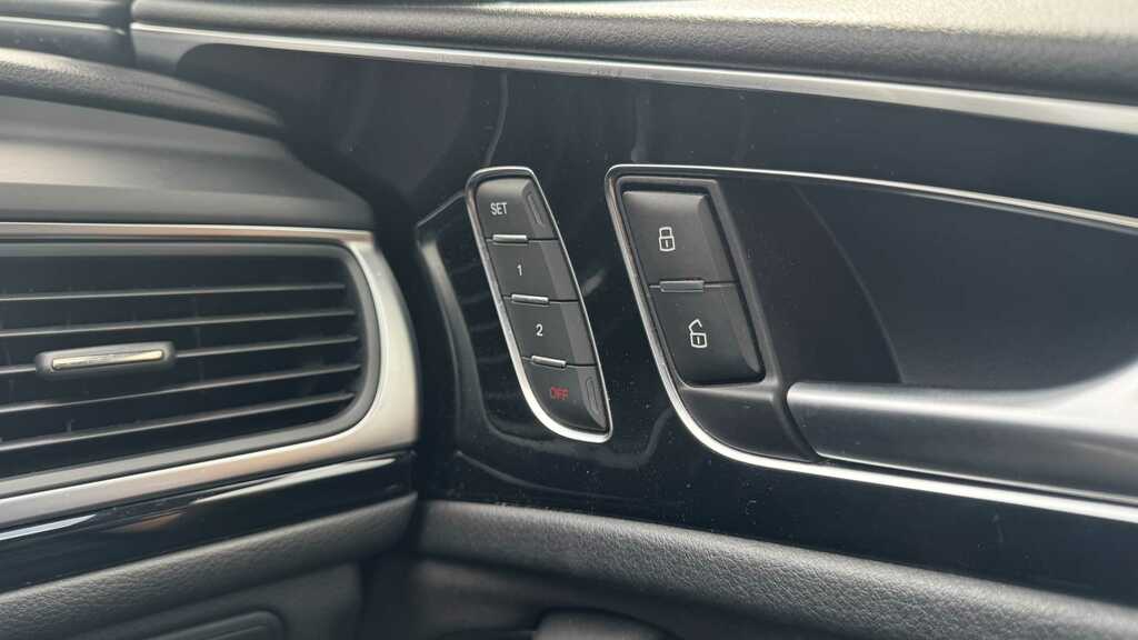 Audi A6 2.0 Tdi Ultra Black Edition 2017 Black #3