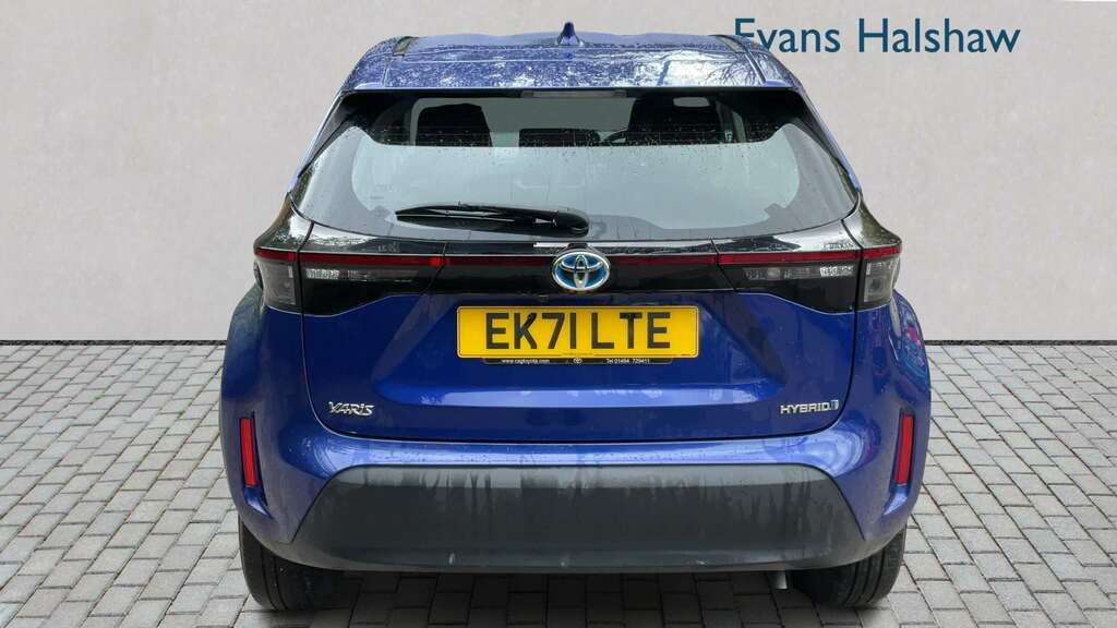 Toyota Yaris Cross 1.5 Hybrid Icon Cvt 2021 EK71LTE Blue #3