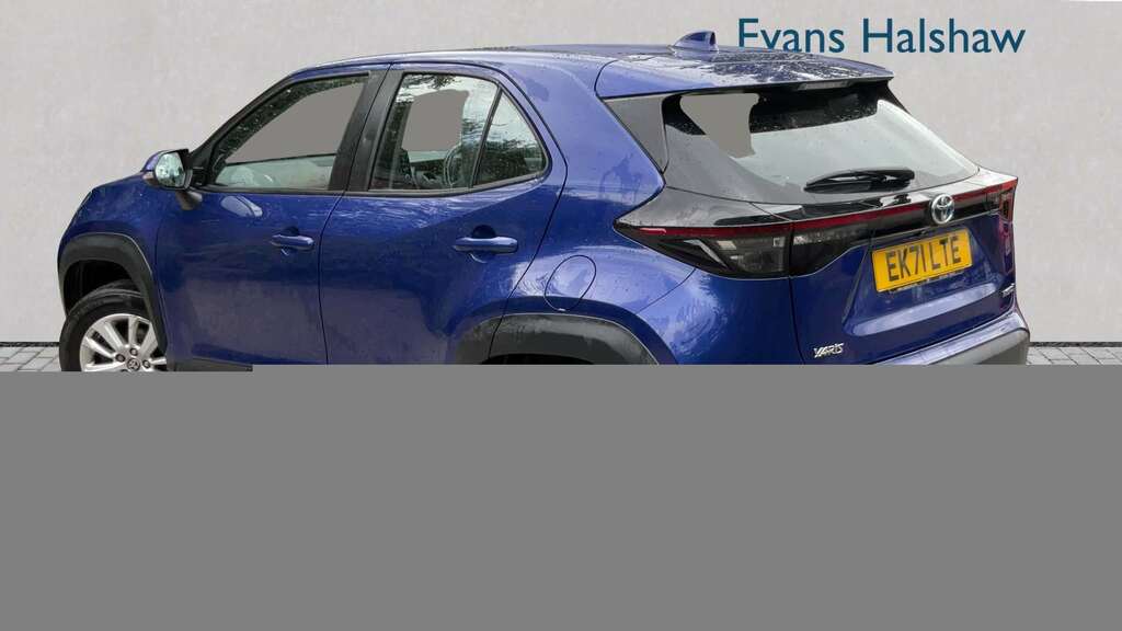 Toyota Yaris Cross 1.5 Hybrid Icon Cvt 2021 Blue