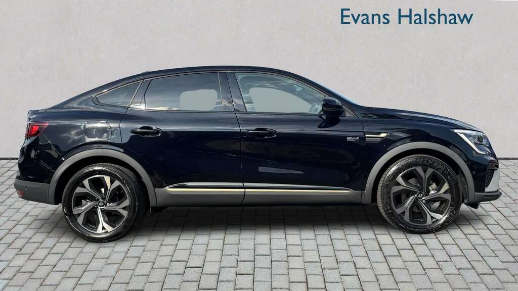 Renault Arkana 1.6 E-tech Full Hybrid 145 Engineered 202 Black #4