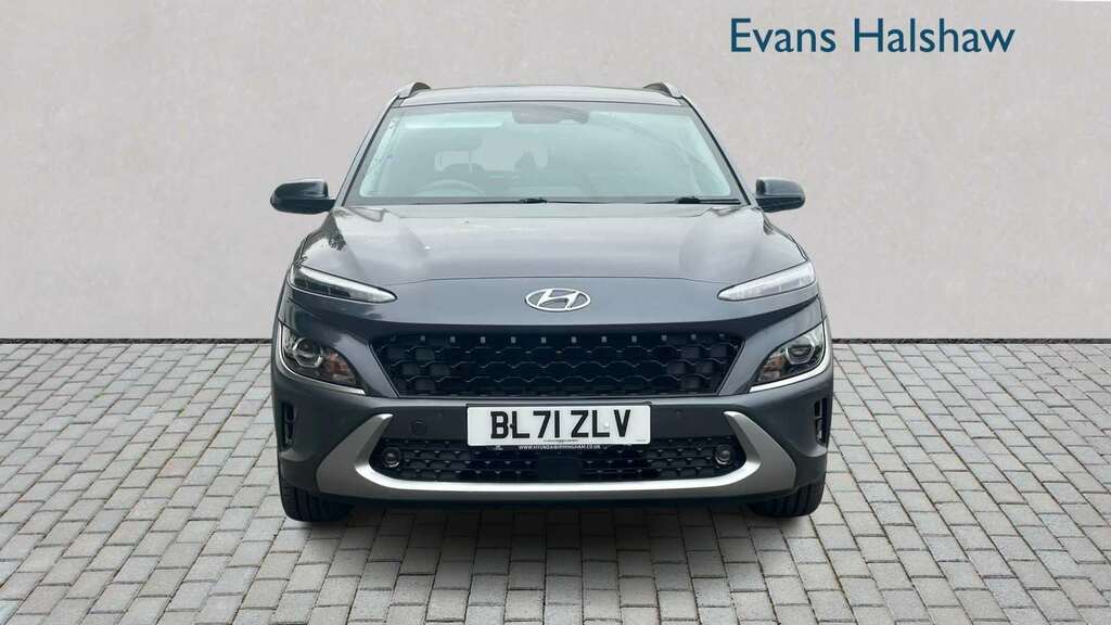 Hyundai Kona 1.6 Gdi Hybrid Premium Dct 2022 BL71ZLV Grey #4