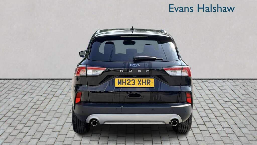 Ford Kuga 1.5 Ecoboost 150 Titanium Edition 2023 Black