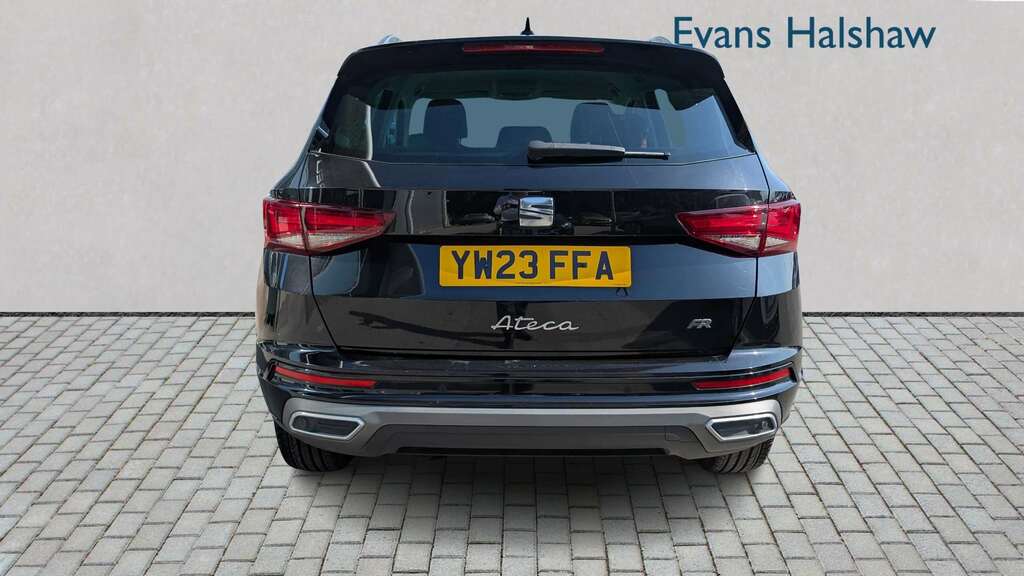 Seat Ateca 1.5 Tsi Evo Fr 2023 Black #3