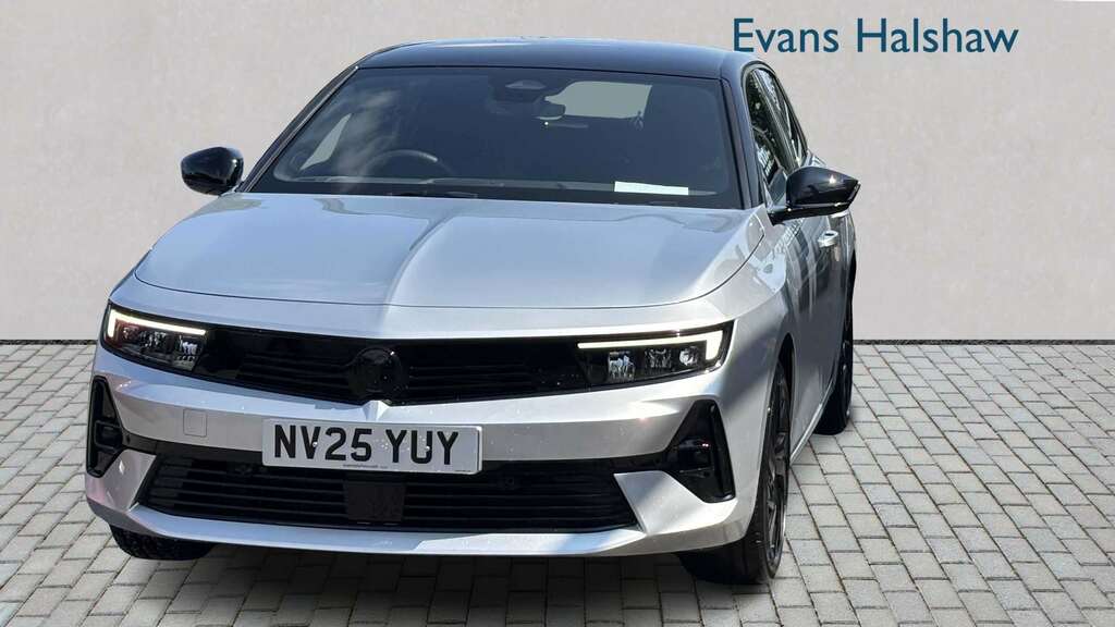 Vauxhall Astra 1.2 Turbo 130 Gs White #1