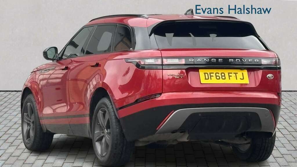 Land Rover Range Rover Velar 2.0 D180 R-dynamic S 2019 Red