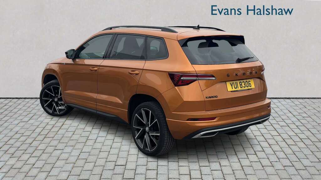 Skoda Karoq 1.5 Tsi Sportline 2023 Orange