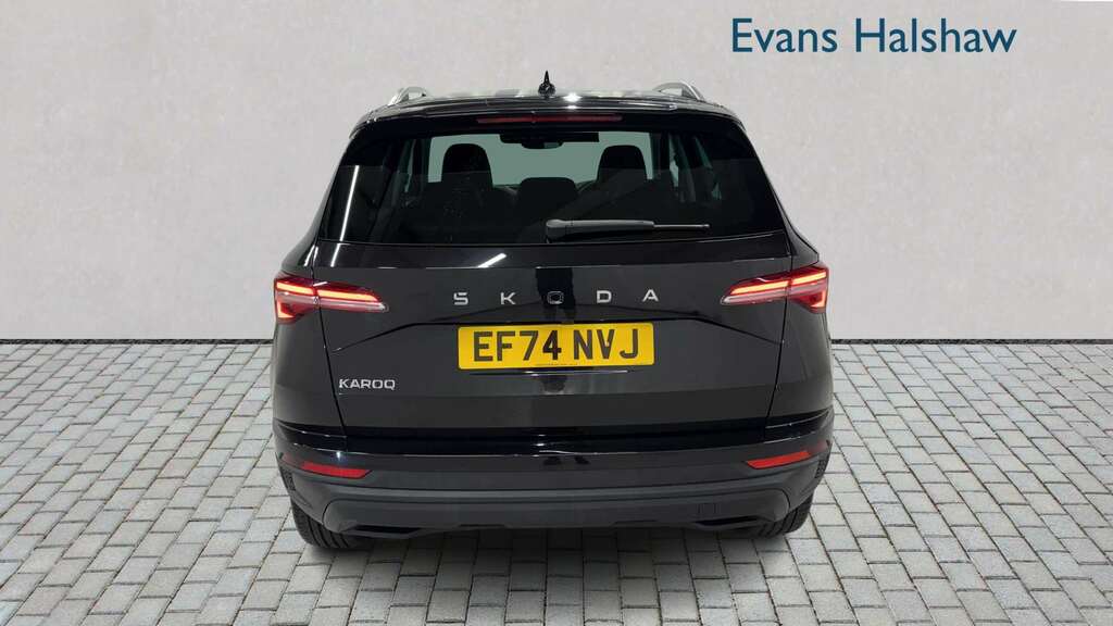 Skoda Karoq 1.5 Tsi Se L Dsg 2024 Black #5