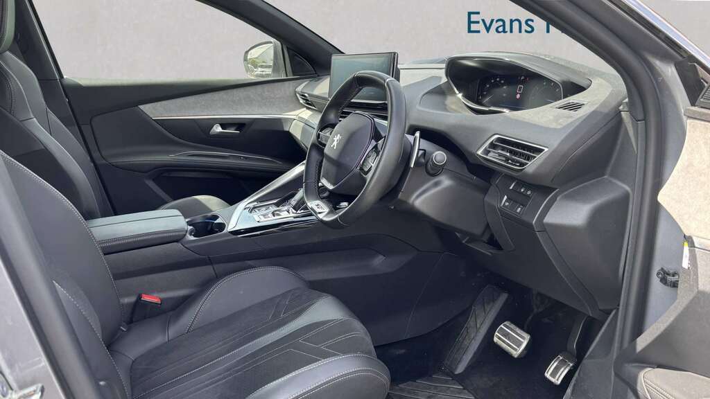 Peugeot 5008 1.5 Bluehdi Gt Eat8 2021 Grey #4
