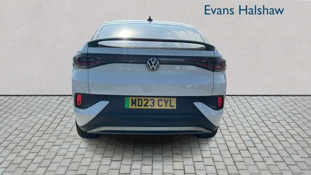 Volkswagen ID.5 128Kw Style Pro 77Kwh 2023 White #4