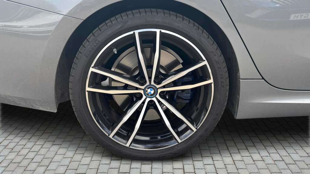 BMW 3 Series 330E Xdrive M Sport Step 2024 YD24LJT Grey #4