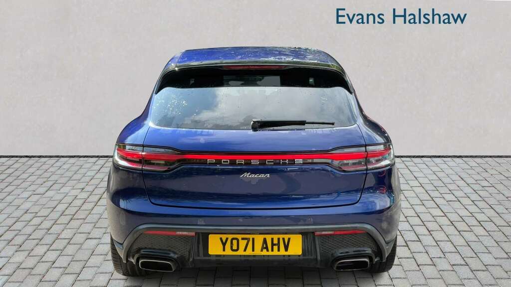 Porsche Macan Pdk 2022 Blue