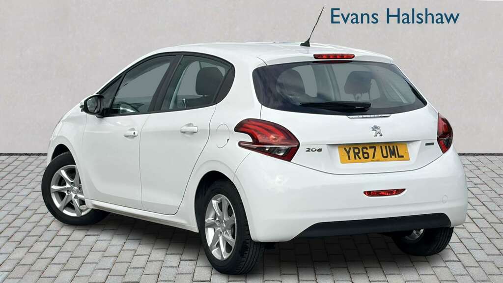 Peugeot 208 1.2 Puretech Active #1