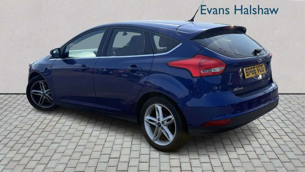 Ford Focus 1.0 Zetec S 124 Bhp Black #1
