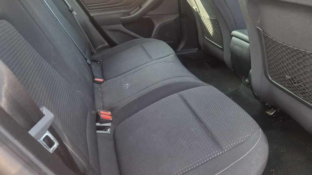 Ford Focus 1.0 Ecoboost 100 Zetec 2019 Black #4