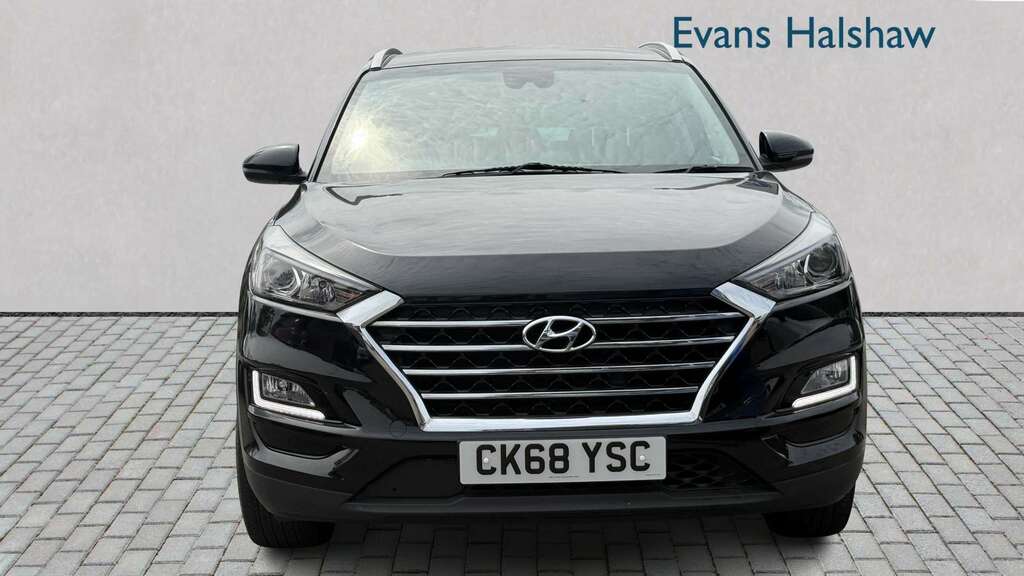 Hyundai Tucson 1.6 Gdi Se Nav 2Wd 2018 CK68YSC Black #4
