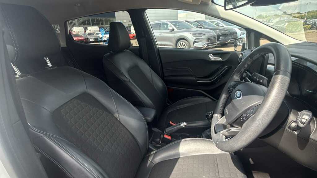 Ford Fiesta 1.0 Ecoboost 125 Active X 2019 White #2