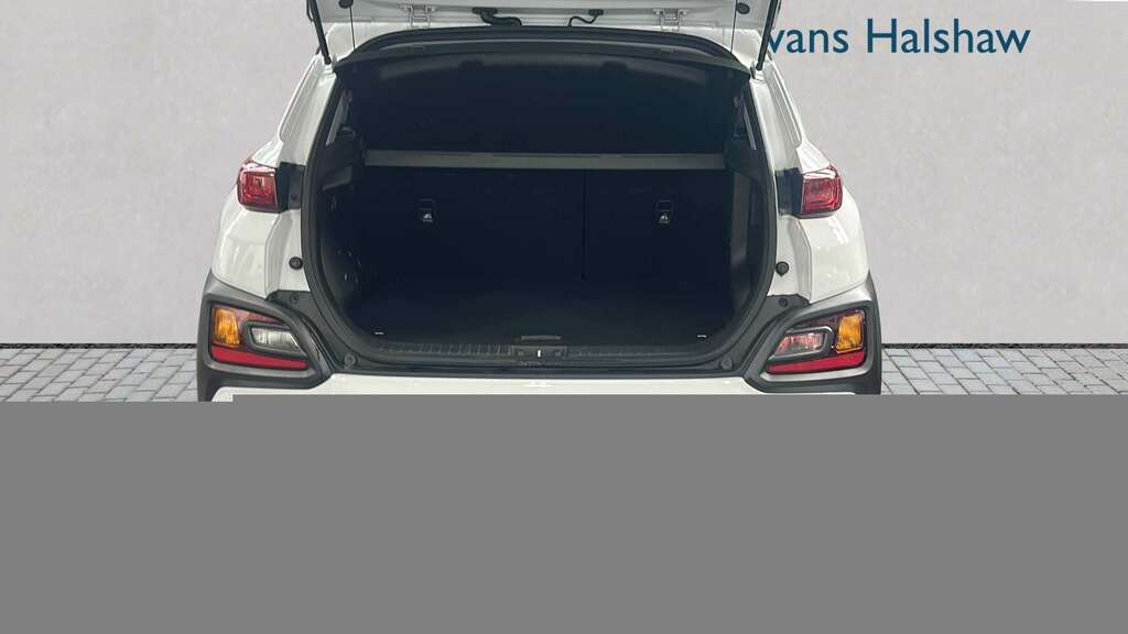 Hyundai Kona Se Black #6