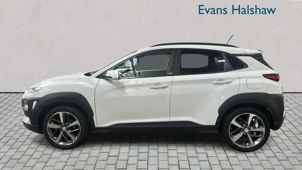 Hyundai Kona Se Black #3