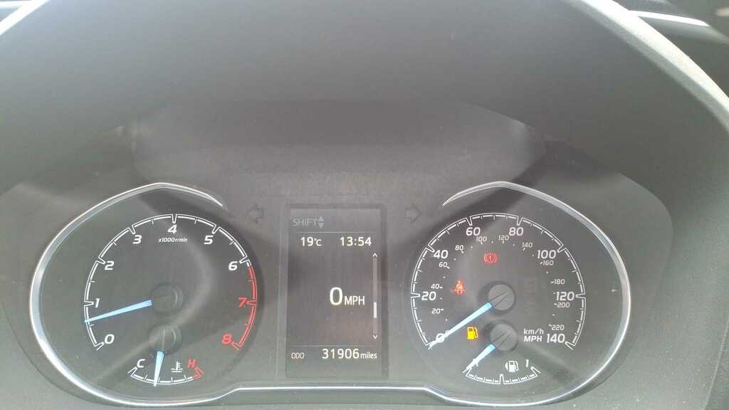 Toyota Yaris Excel White #11