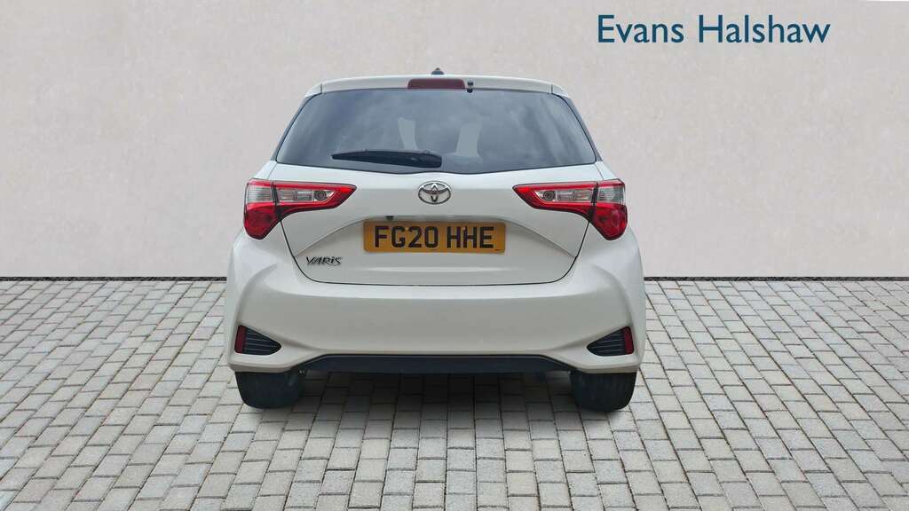 Toyota Yaris Excel White #3