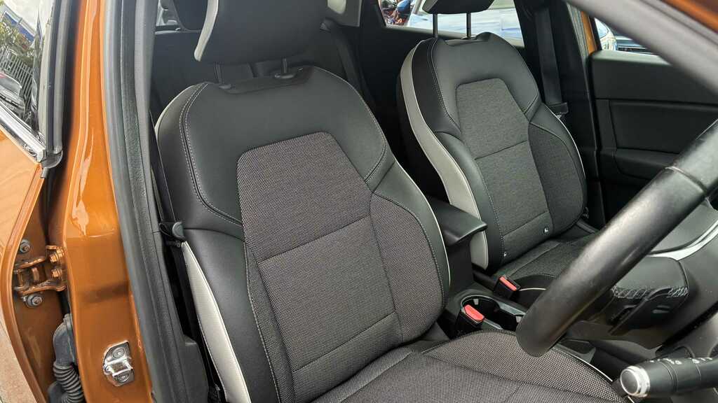 Renault Captur 1.5 Dci 115 Iconic #14