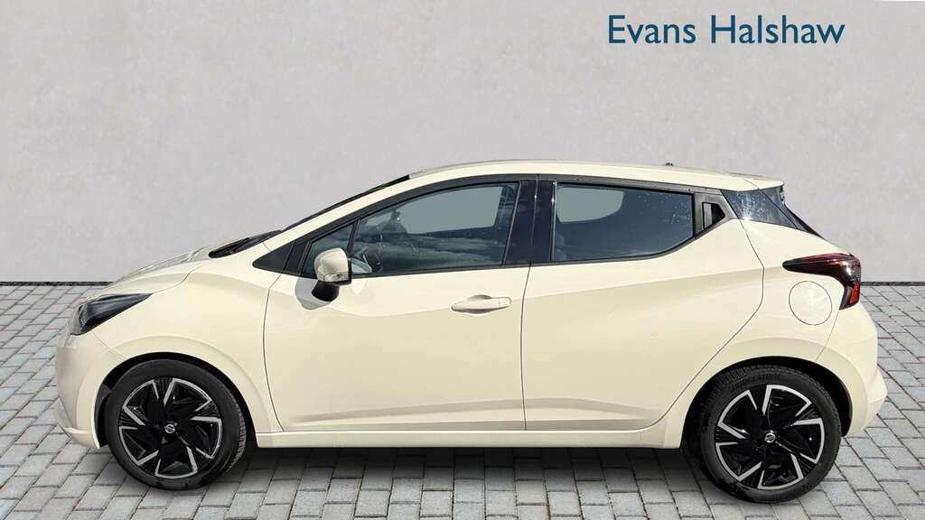Nissan Micra 1.0 Ig-t 92 Acenta Cvt 2022 White #3
