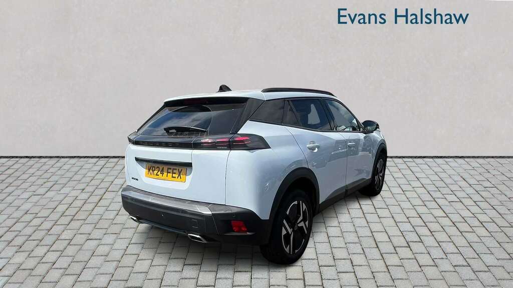 Peugeot 2008 1.2 Puretech 130 Allure 2024 White #4