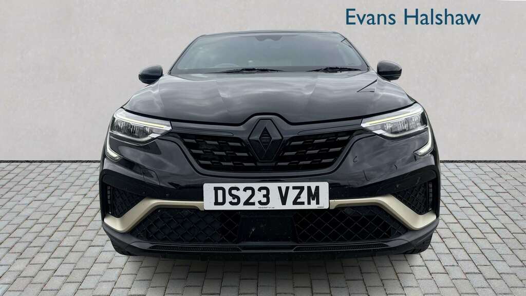 Renault Arkana 1.6 E-tech Full Hybrid 145 Engineered 202 Black #4