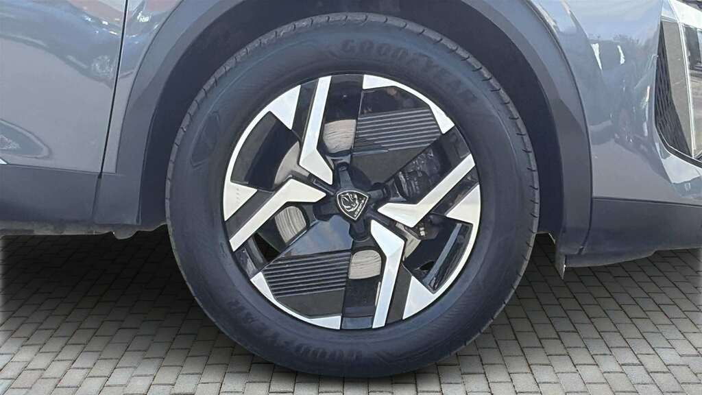 Peugeot e-2008 100Kw Allure 50Kwh 2024 Grey #6