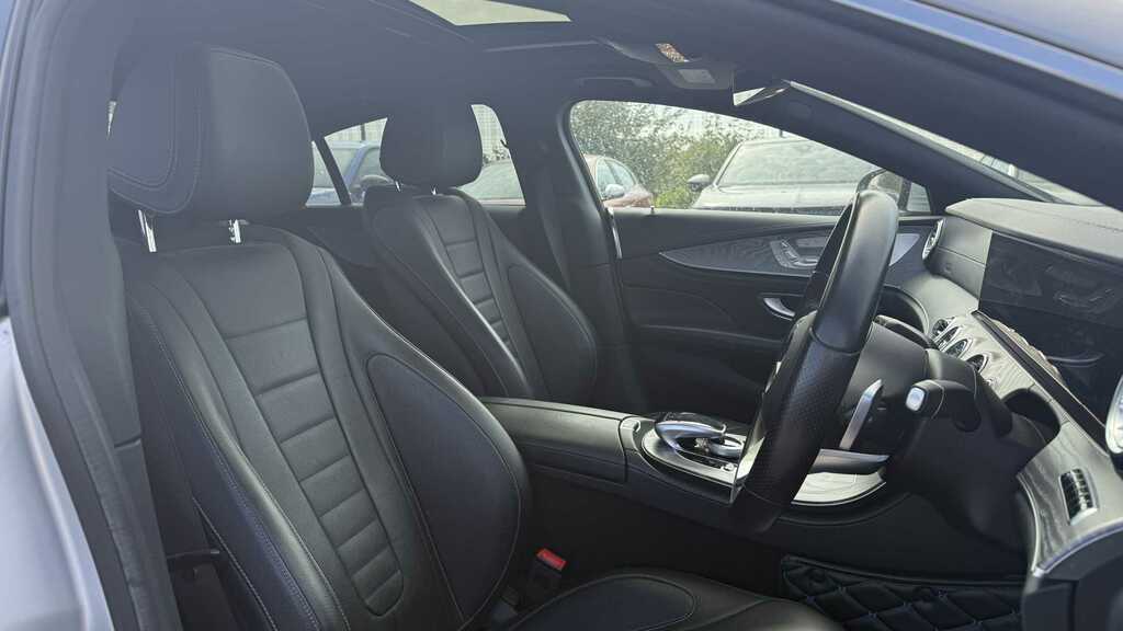Mercedes-Benz CLS Coupe Black #7