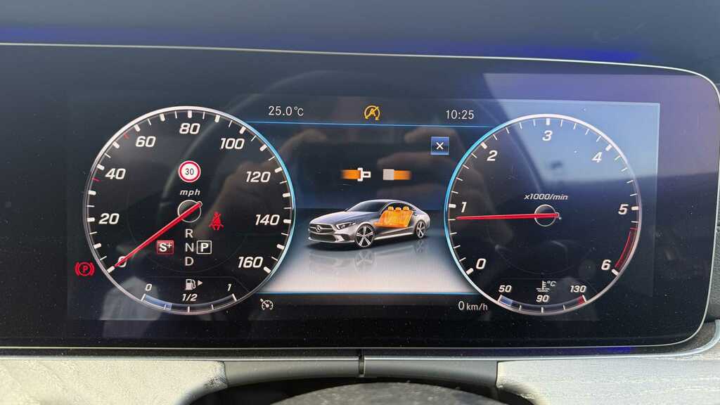 Mercedes-Benz CLS Coupe Black #10