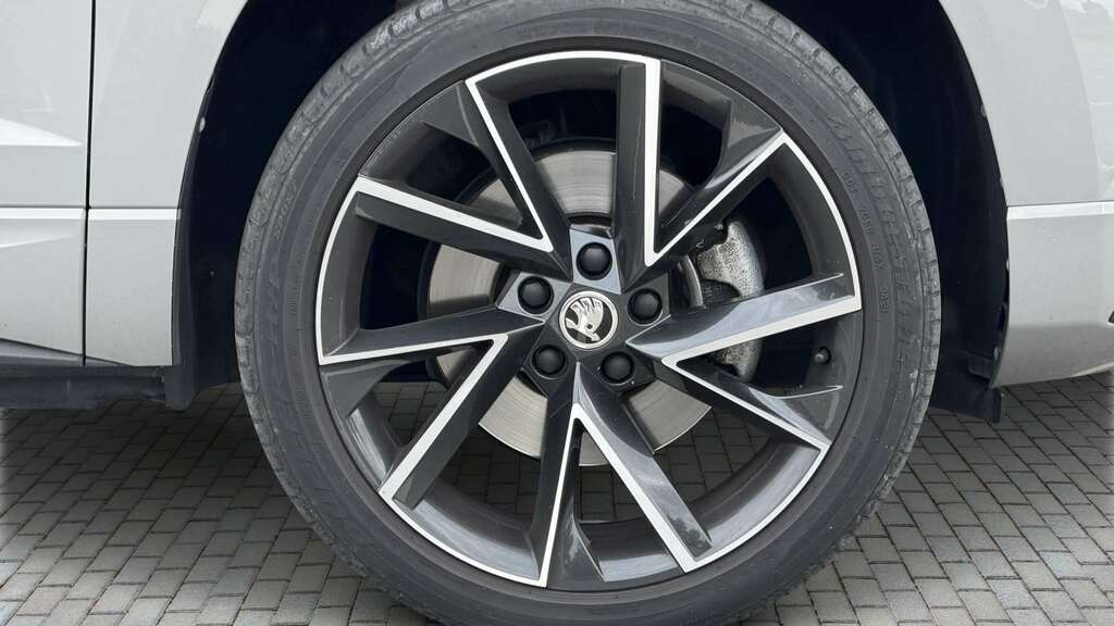 Skoda Karoq 2.0 Tsi 190 Sport Line 4X4 Dsg 2021 Grey #4