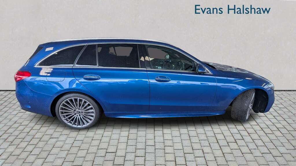 Mercedes-Benz C Class C220d Amg Line Premium 9G-tronic 2022 Blue #2