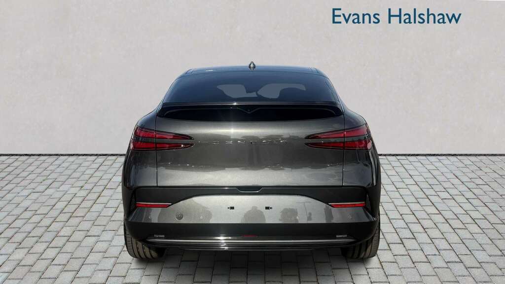 Genesis GV60 168Kw Pure 84Kwh White #7