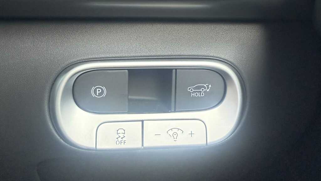 Genesis GV60 168Kw Pure 84Kwh White #19