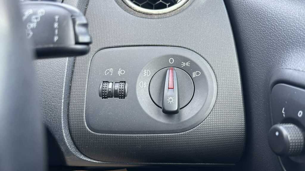 Seat Ibiza Toca White #11