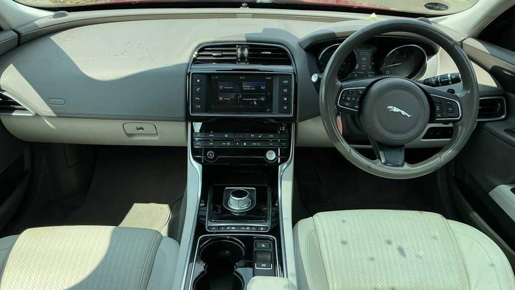 Jaguar XE Jaguar Xe Prestige D Grey #34