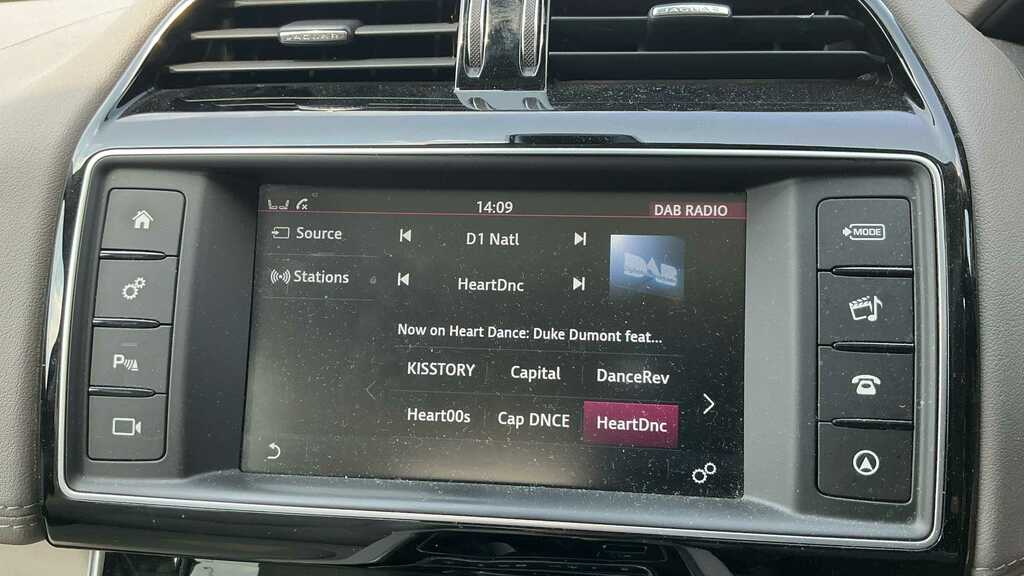 Jaguar XE Jaguar Xe Prestige D Grey #17