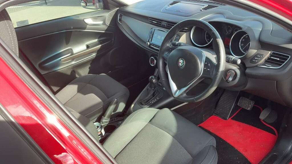 Alfa Romeo Giulietta 1.4 Tb Multiair Business Tct 2015 Red #3