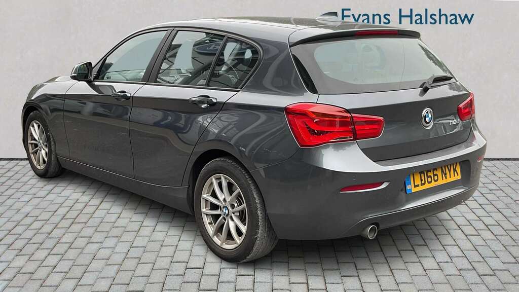BMW 1 Series Hatchback M135i 3.0 2016 Blue #1