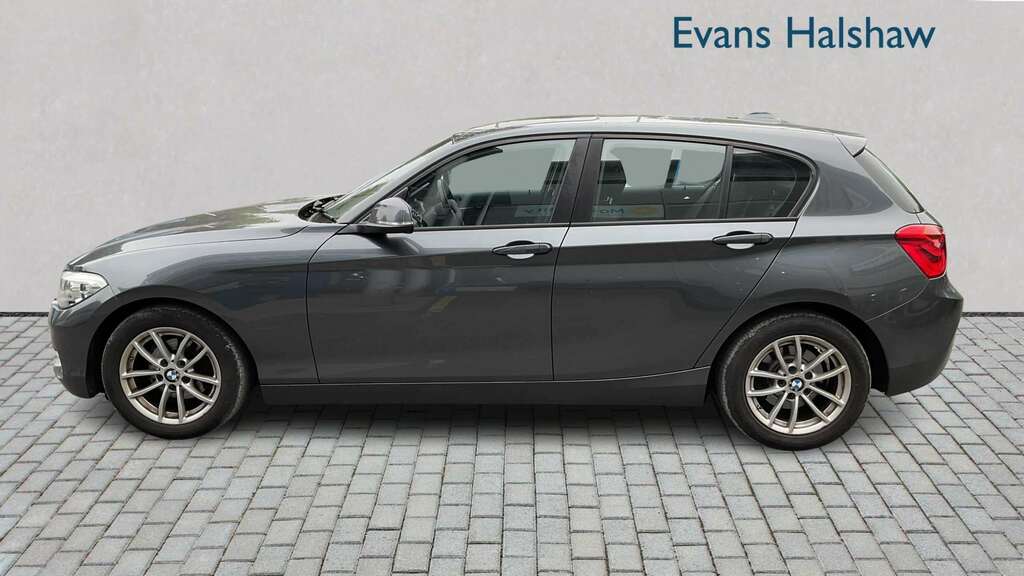 BMW 1 Series Hatchback M135i 3.0 2016 Blue #2