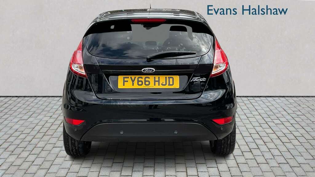 Ford Fiesta Zetec Red #4
