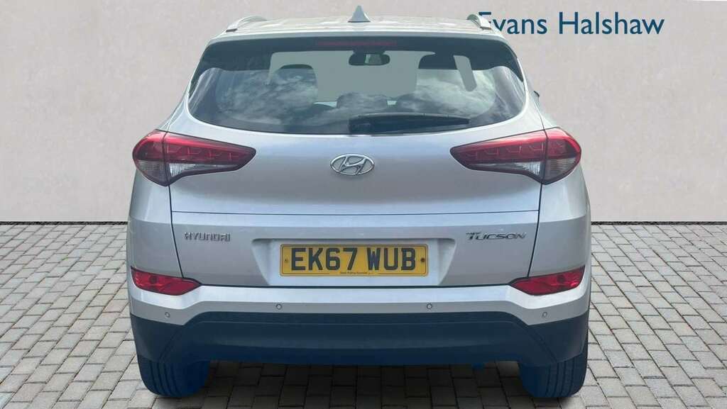 Hyundai Tucson Se Nav Black #3