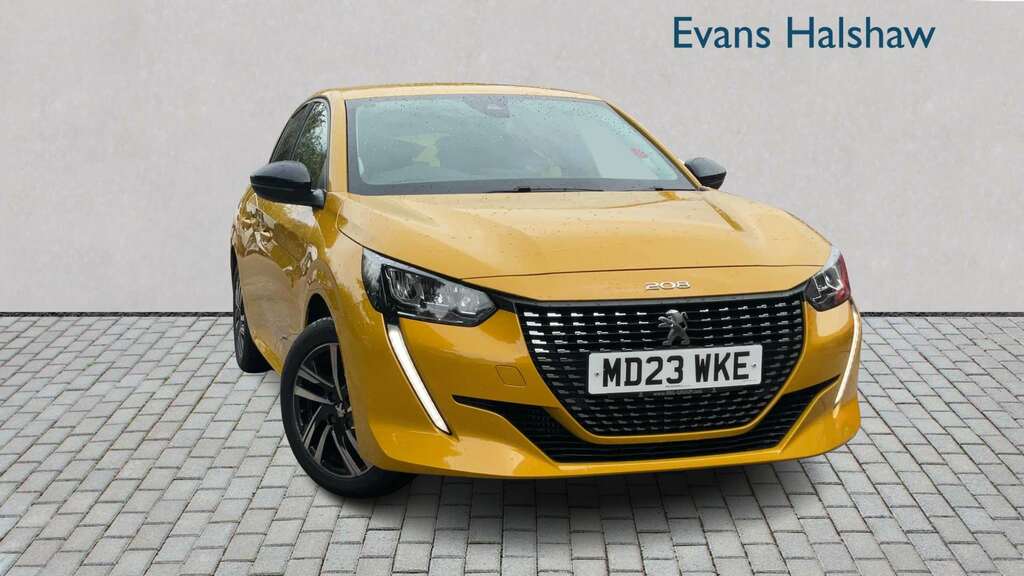 Peugeot 208 1.2 Puretech 100 Allure Premium Eat8 2023 Yellow