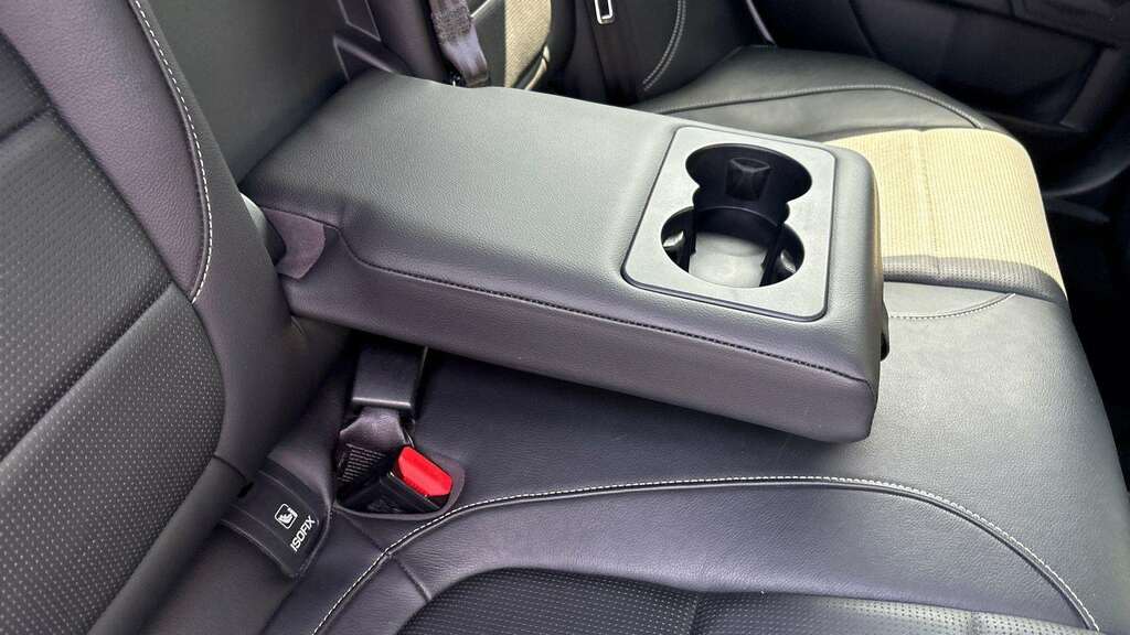 Jaguar XE 2.0 250 Landmark Edition Red #19