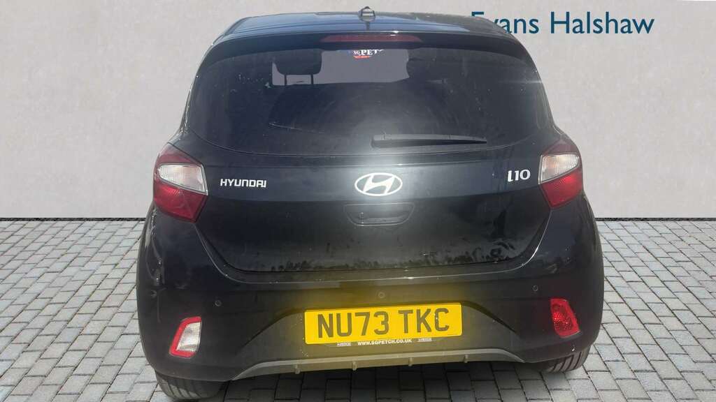 Hyundai I10 I10 Advance White #3